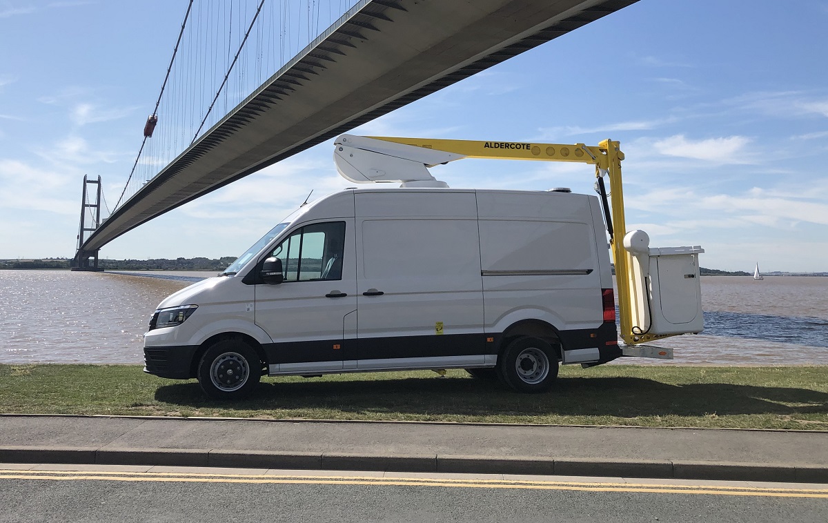 MAN_VZ140-humber-bridge.jpg