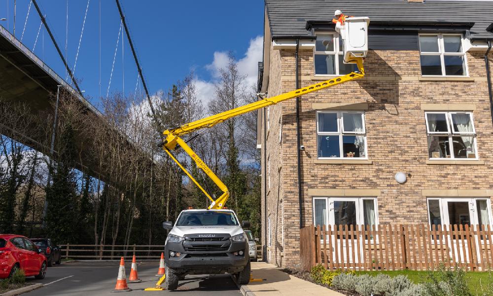 WE ARE PROUD TO LAUNCH OUR NEW CZ PICKUP-MOUNTED ACCESS PLATFORMS